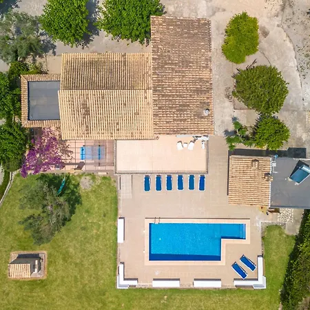 Patriarca, For 8 With Pool, Garden And Mountain Views Vakantiehuis Alcúdia