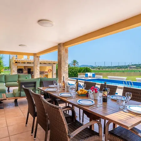 Patriarca, For 8 With Pool, Garden And Mountain Views Vakantiehuis Alcúdia