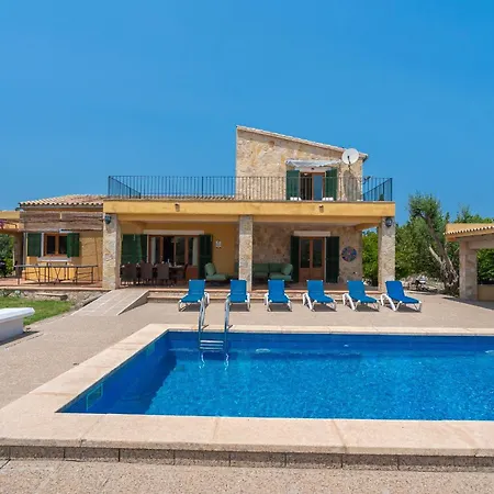 Casa de Férias Patriarca, For 8 With Pool, Garden And Mountain Views