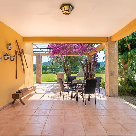 Casa de Férias Patriarca, For 8 With Pool, Garden And Mountain Views